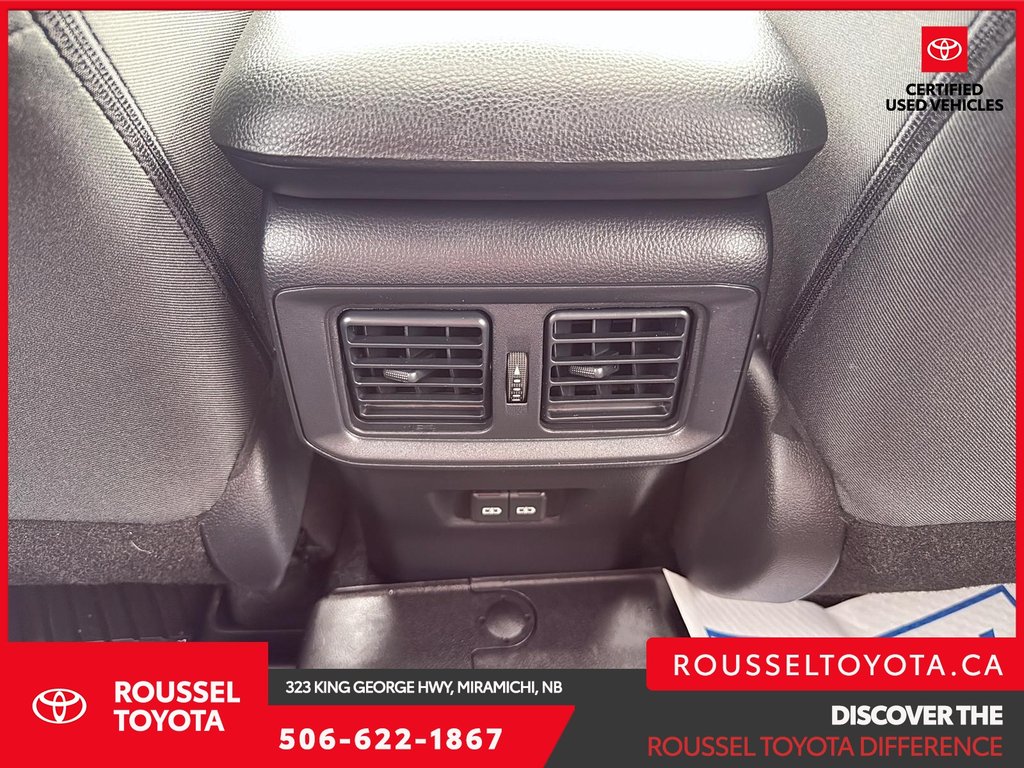 Toyota RAV4 Hybrid XLE 2025 à Miramichi, Nouveau-Brunswick - 16 - w1024h768px