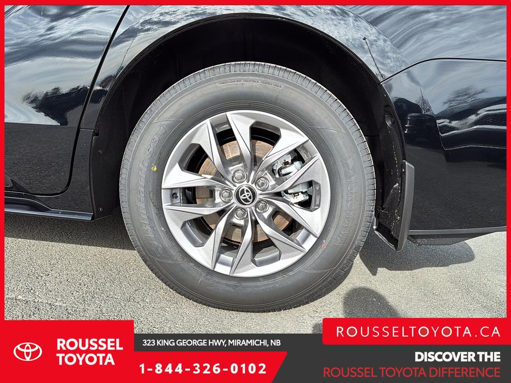 2026 Toyota Sienna Hybrid XLE FWD 8 PASSENGER in Miramichi, New Brunswick - 7 - w1024h768px