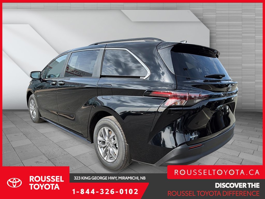 2026 Toyota Sienna Hybrid XLE FWD 8 PASSENGER in Miramichi, New Brunswick - 4 - w1024h768px