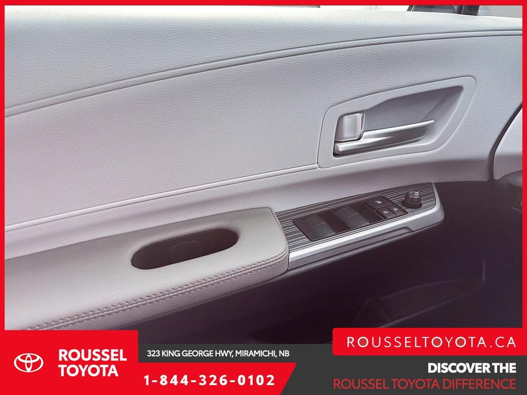 2026 Toyota Sienna Hybrid XLE FWD 8 PASSENGER in Miramichi, New Brunswick - 11 - w1024h768px