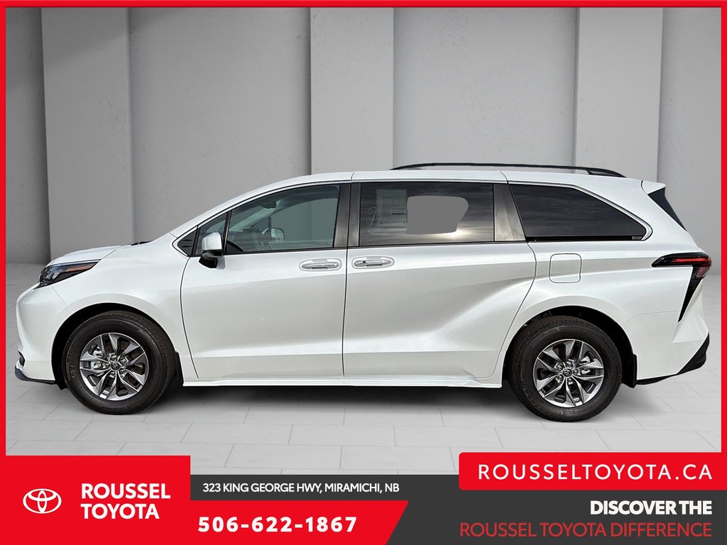 2026 Toyota Sienna Hybrid XLE FWD 8 PASSENGER in Miramichi, New Brunswick - 3 - w1024h768px