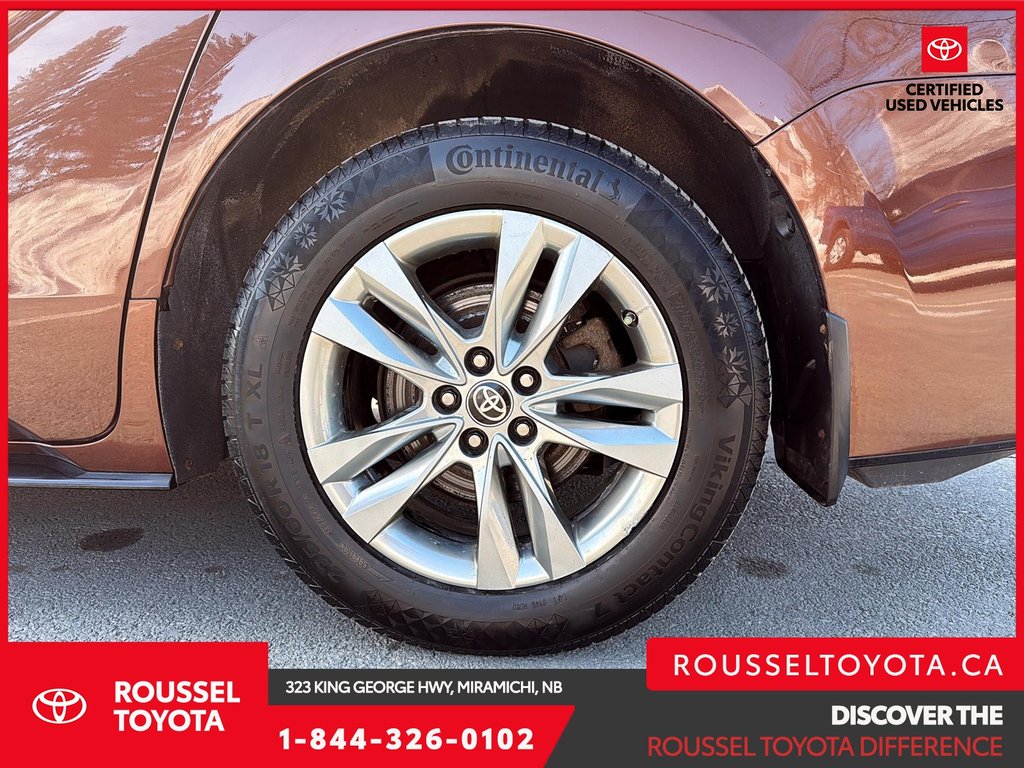2021 Toyota Sienna LIMITED AWD in Miramichi, New Brunswick - 7 - w1024h768px