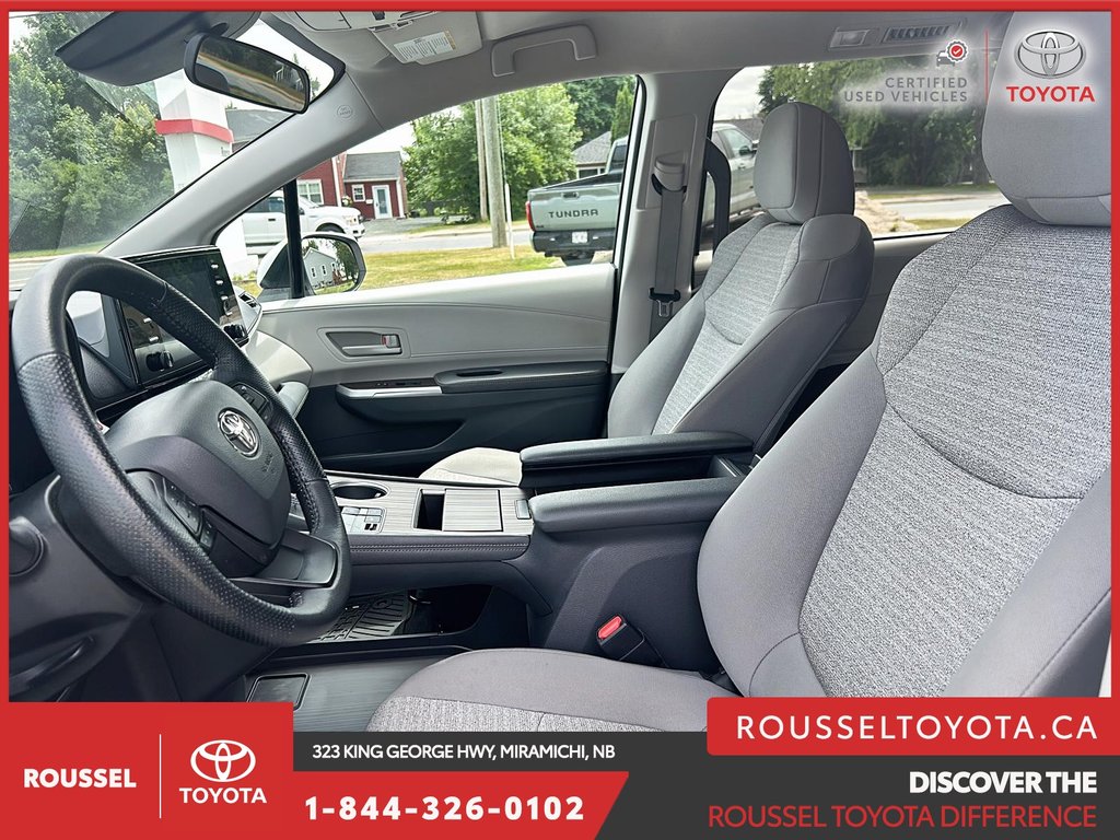 Toyota Sienna LE FWD 2022 à Miramichi, Nouveau-Brunswick - 10 - w1024h768px