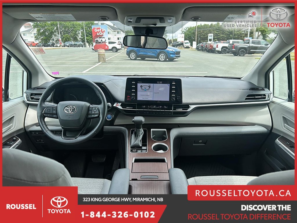 Toyota Sienna LE FWD 2022 à Miramichi, Nouveau-Brunswick - 11 - w1024h768px