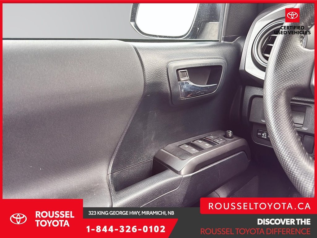 Toyota Tacoma SR5 2019 à Miramichi, Nouveau-Brunswick - 12 - w1024h768px