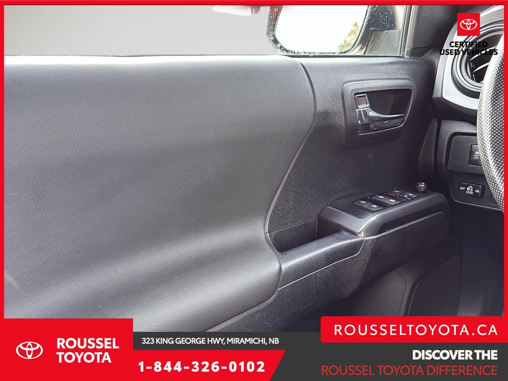 2022 Toyota Tacoma 4WD DBL AT in Miramichi, New Brunswick - 11 - w1024h768px