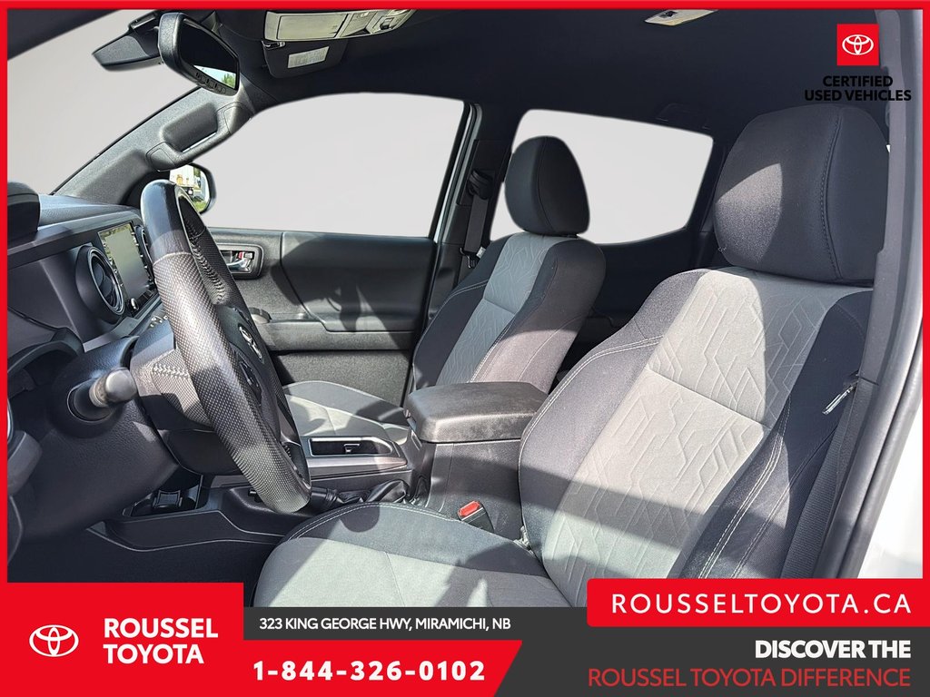 2022 Toyota Tacoma 4WD DBL AT in Miramichi, New Brunswick - 9 - w1024h768px