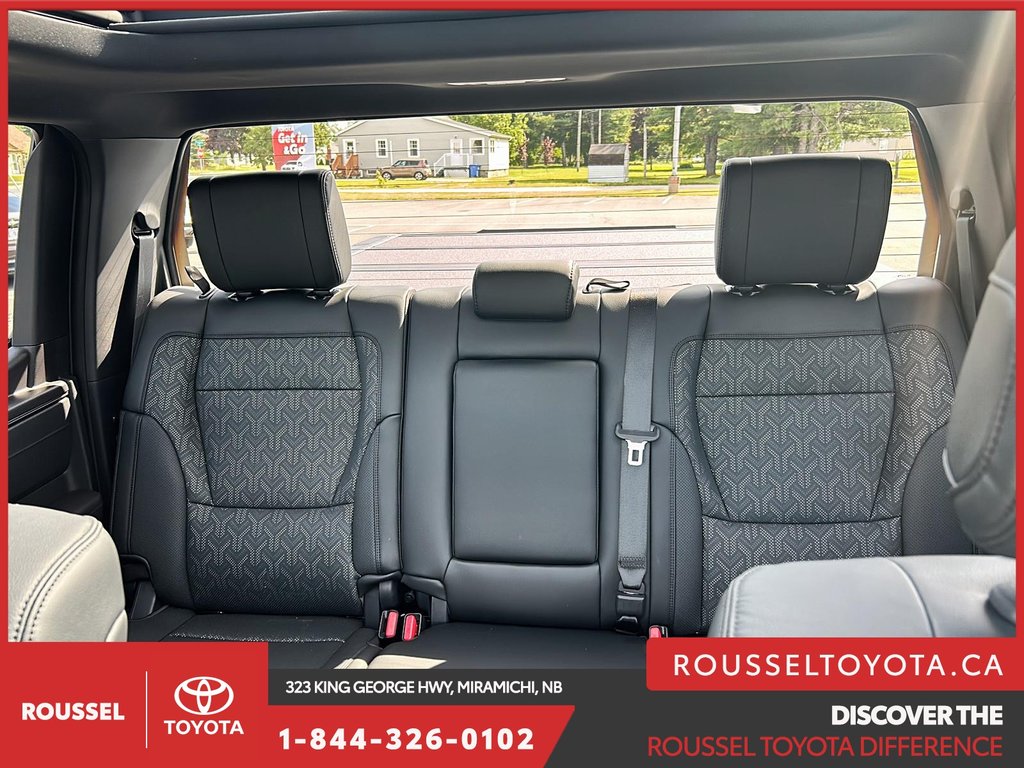Toyota TUNDRA HYBRID LIMITED NIGHTSHADE 2025 à Miramichi, Nouveau-Brunswick - 14 - w1024h768px