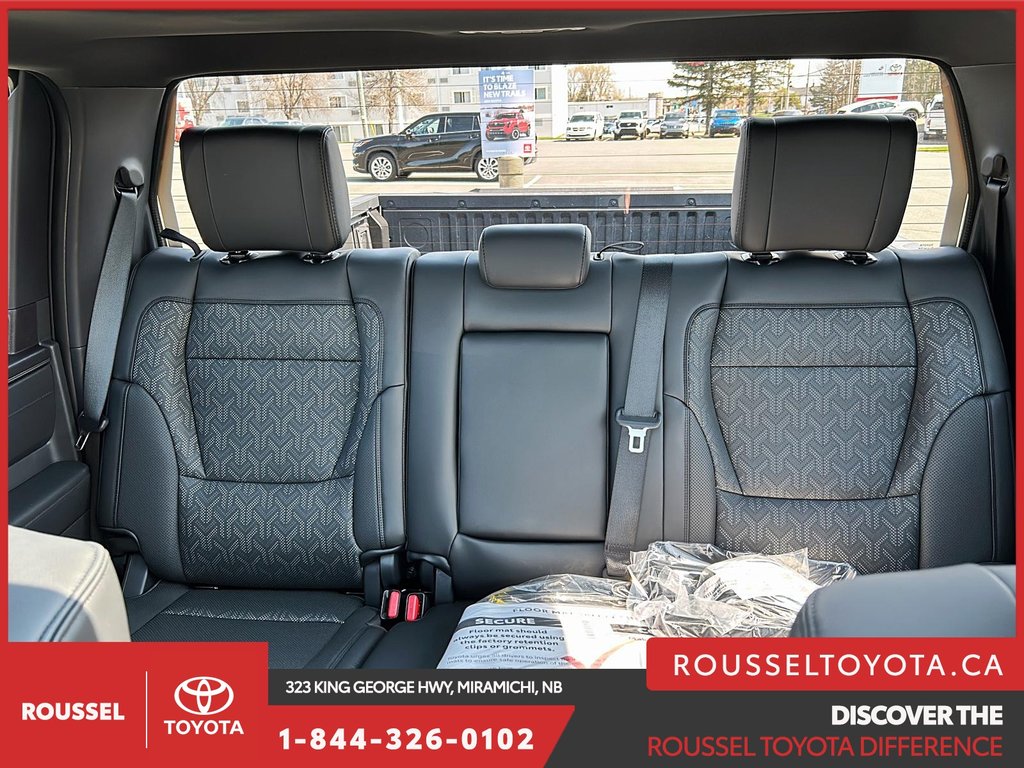 Toyota TUNDRA HYBRID LIMITED TRD OFF ROAD 2025 à Miramichi, Nouveau-Brunswick - 14 - w1024h768px