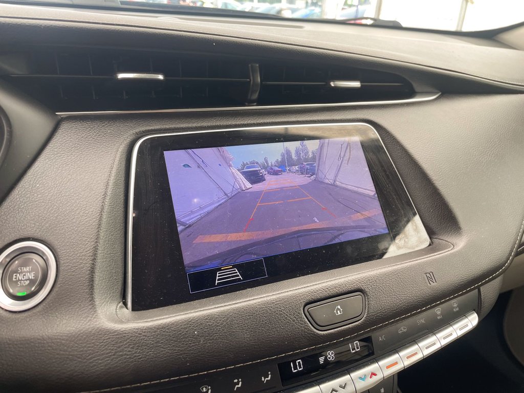 2020 Cadillac XT4 in St-Jérôme, Quebec - 12 - w1024h768px