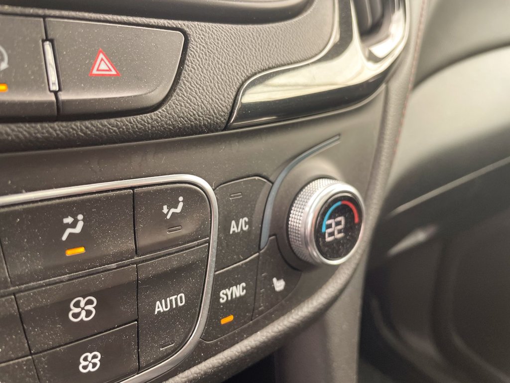 2022 Chevrolet Equinox in St-Jérôme, Quebec - 18 - w1024h768px