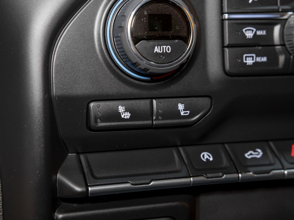 2021 Chevrolet Silverado 1500 in St-Jérôme, Quebec - 20 - w1024h768px