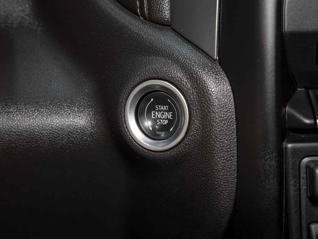 2021 Chevrolet Silverado 1500 in St-Jérôme, Quebec - 28 - w1024h768px