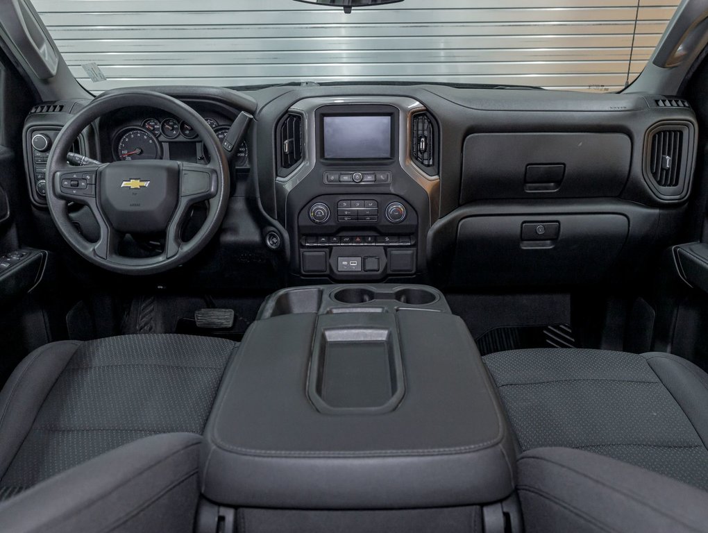 Chevrolet Silverado 1500  2022 à St-Jérôme, Québec - 11 - w1024h768px