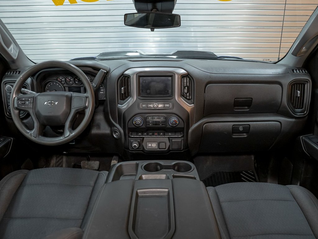 Chevrolet Silverado 1500  2022 à St-Jérôme, Québec - 11 - w1024h768px