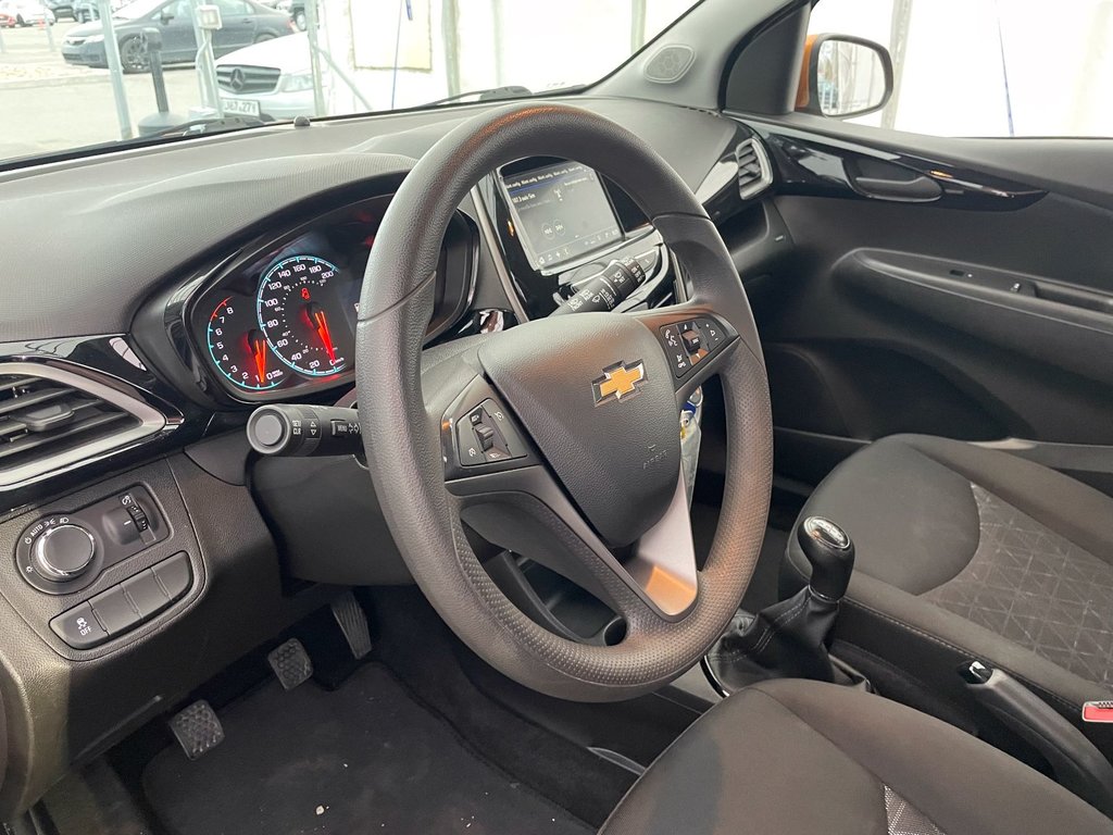 2019 Chevrolet Spark in St-Jérôme, Quebec - 3 - w1024h768px