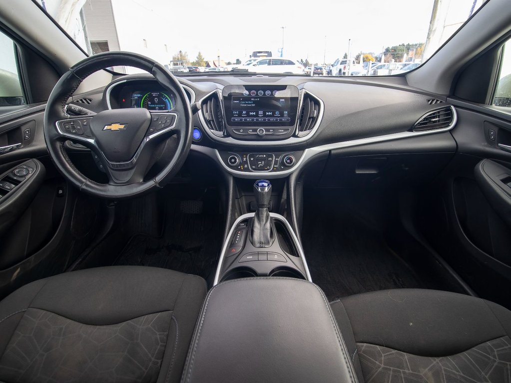 2017 Chevrolet Volt in St-Jérôme, Quebec - 9 - w1024h768px