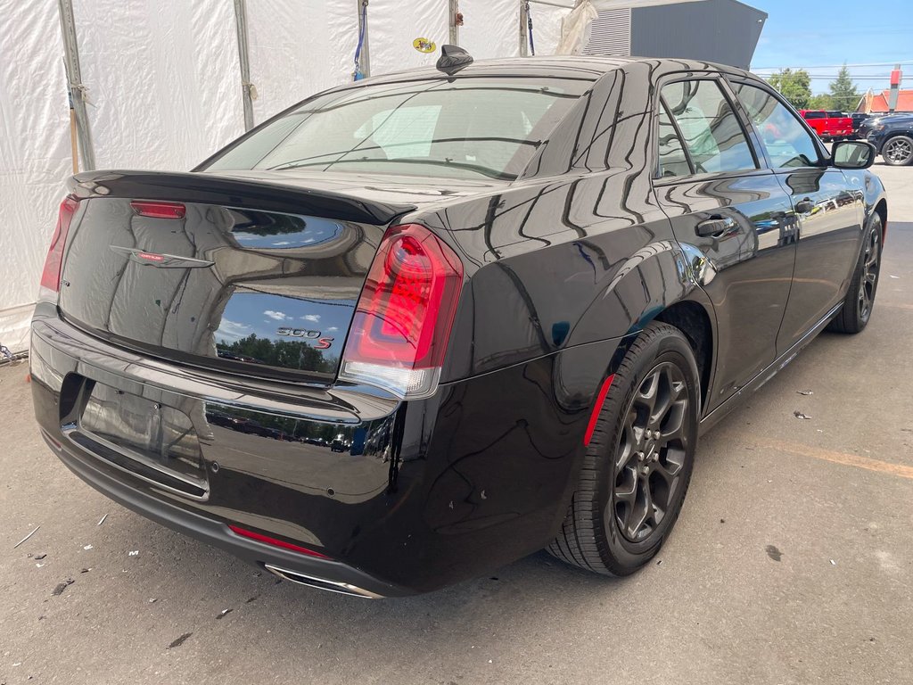 Chrysler 300  2022 à St-Jérôme, Québec - 10 - w1024h768px