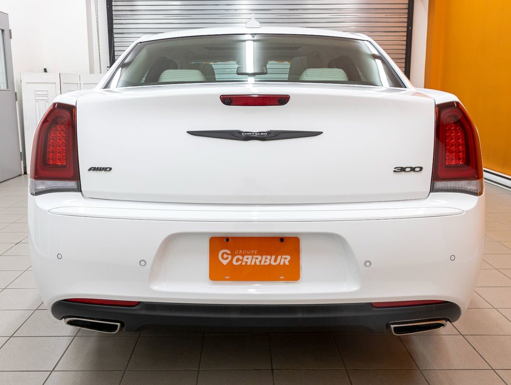 Chrysler 300  2023 à St-Jérôme, Québec - 8 - w1024h768px