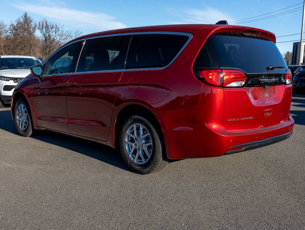 2025 Chrysler Grand Caravan in St-Jérôme, Quebec - 5 - w1024h768px