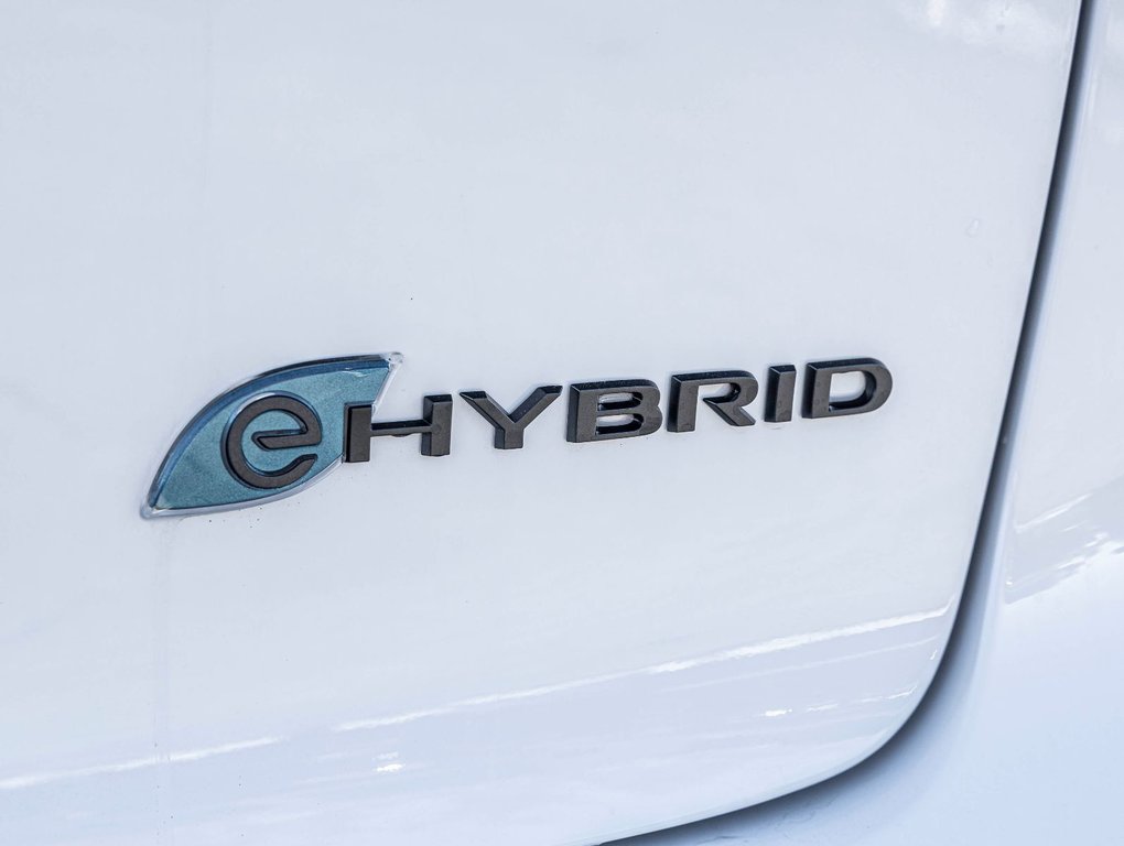 Chrysler Pacifica Hybrid  2024 à St-Jérôme, Québec - 44 - w1024h768px