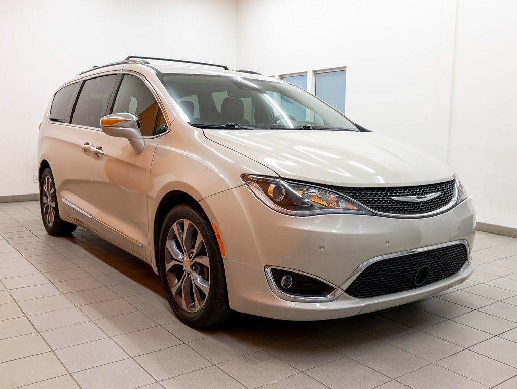 Chrysler Pacifica  2017 à St-Jérôme, Québec - 9 - w1024h768px