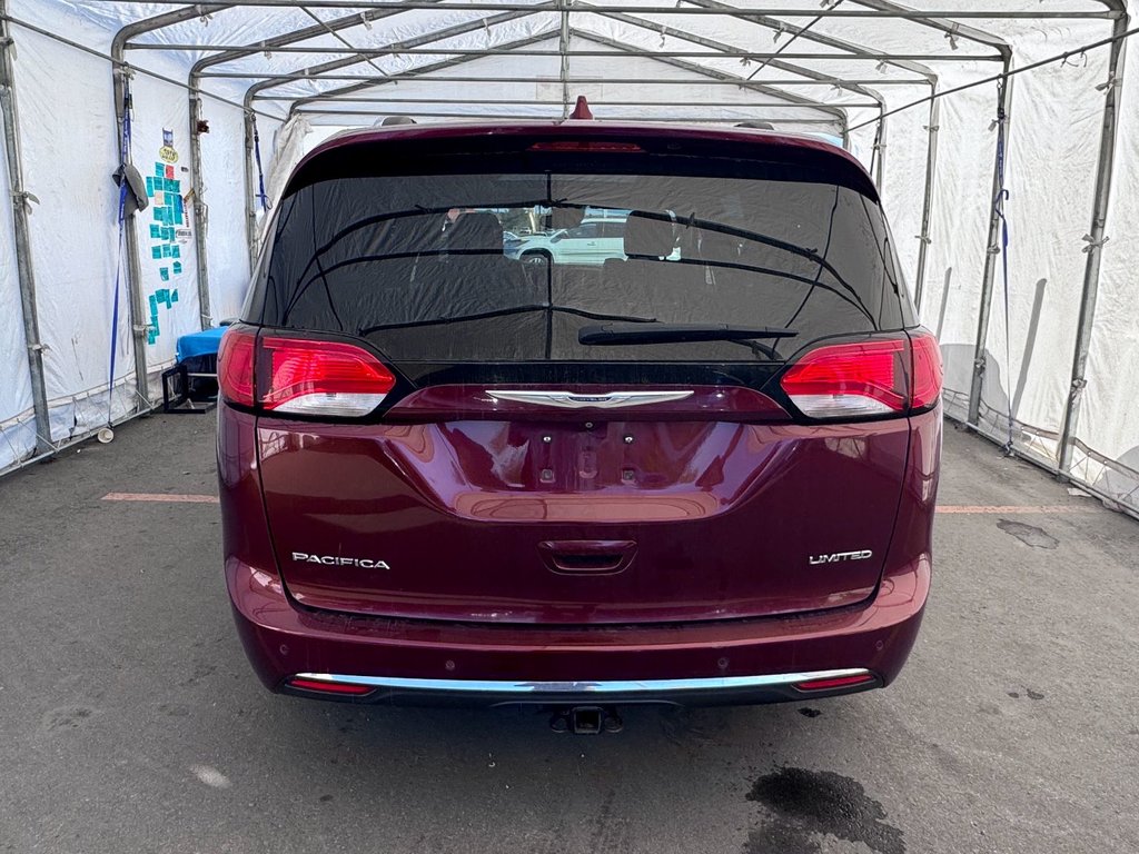 Chrysler Pacifica  2017 à St-Jérôme, Québec - 8 - w1024h768px