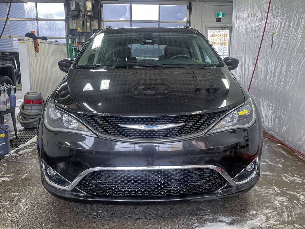 2018 Chrysler Pacifica in St-Jérôme, Quebec - 5 - w1024h768px