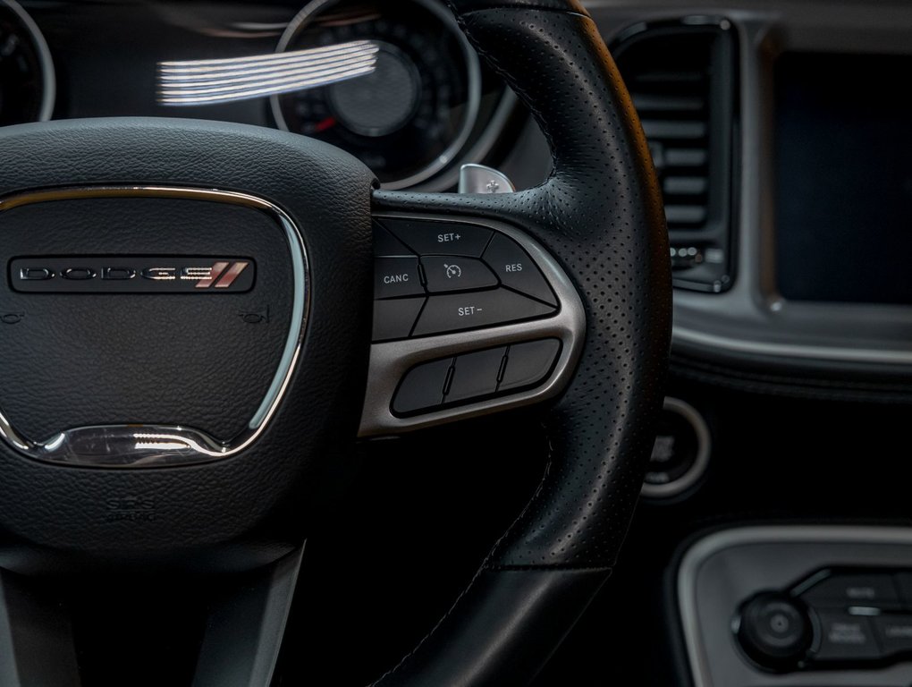 2022 Dodge Challenger in St-Jérôme, Quebec - 14 - w1024h768px