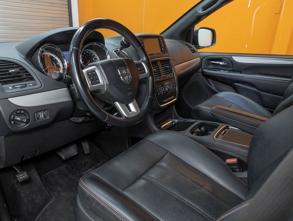 2019 Dodge Grand Caravan in St-Jérôme, Quebec - 2 - w1024h768px