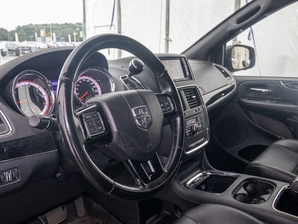 2020 Dodge Grand Caravan in St-Jérôme, Quebec - 3 - w1024h768px