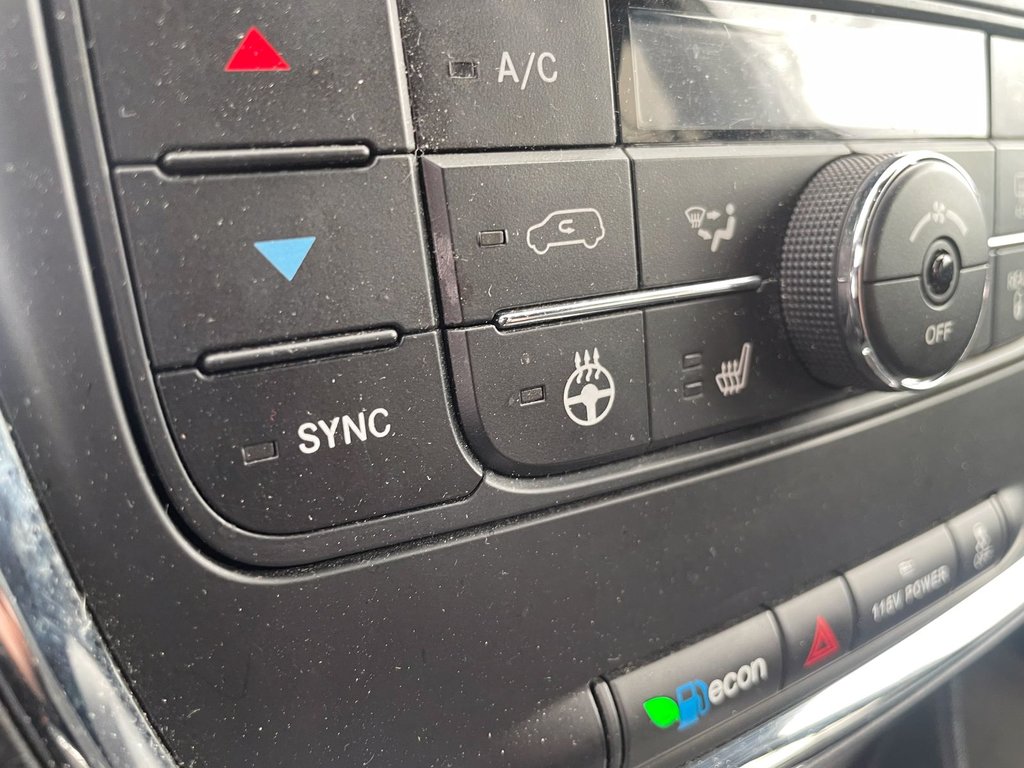 2020 Dodge Grand Caravan in St-Jérôme, Quebec - 13 - w1024h768px