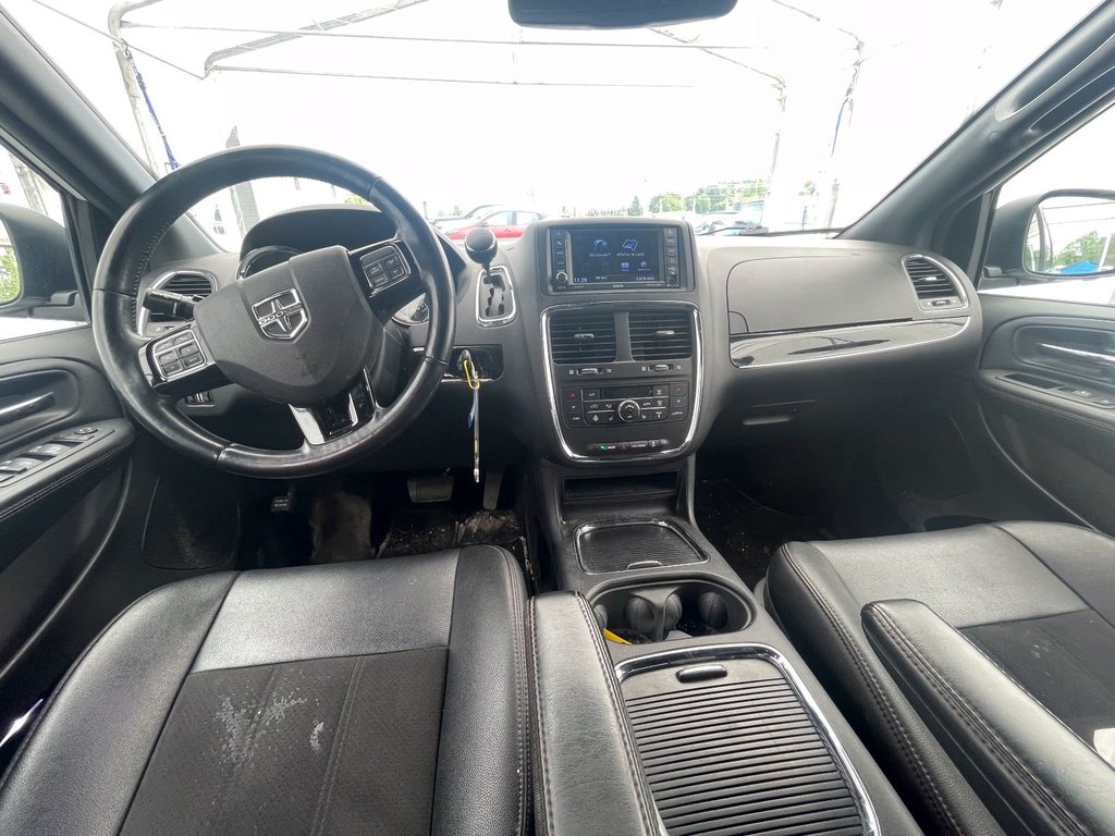 2020 Dodge Grand Caravan in St-Jérôme, Quebec - 10 - w1024h768px