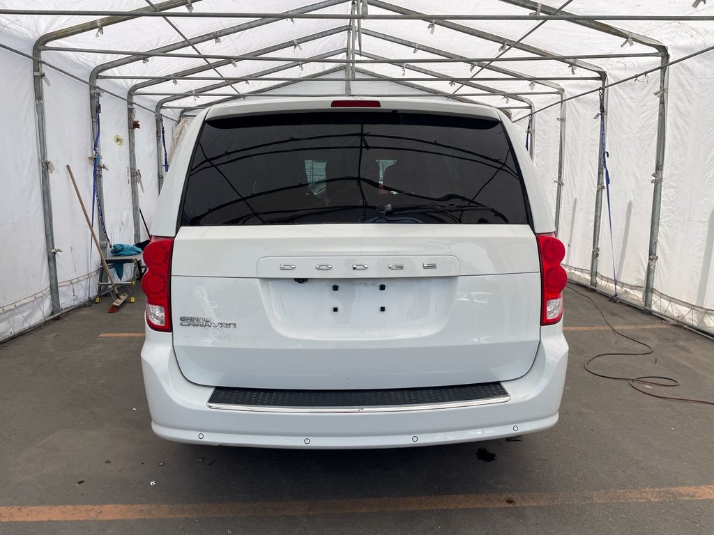 2020 Dodge Grand Caravan in St-Jérôme, Quebec - 6 - w1024h768px