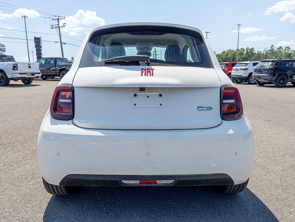 Fiat 500e  2024 à St-Jérôme, Québec - 8 - w1024h768px