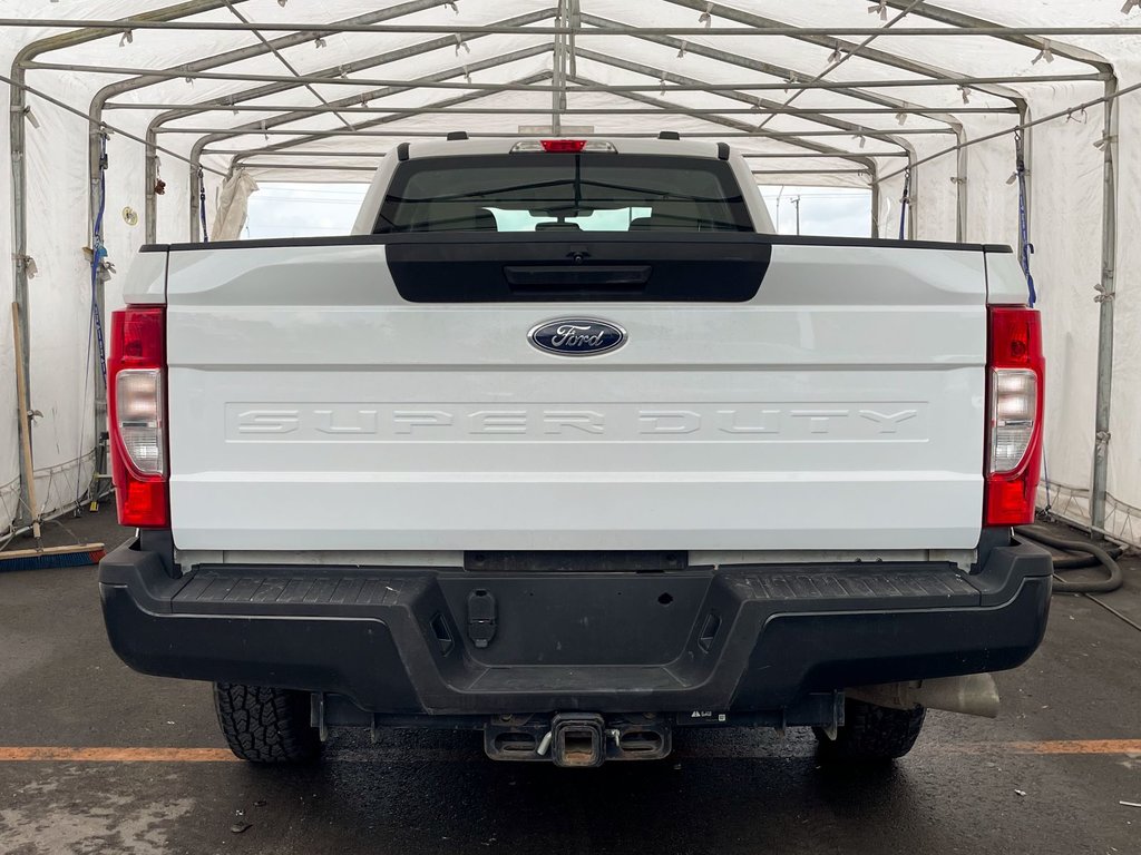 Ford F-350  2022 à St-Jérôme, Québec - 6 - w1024h768px