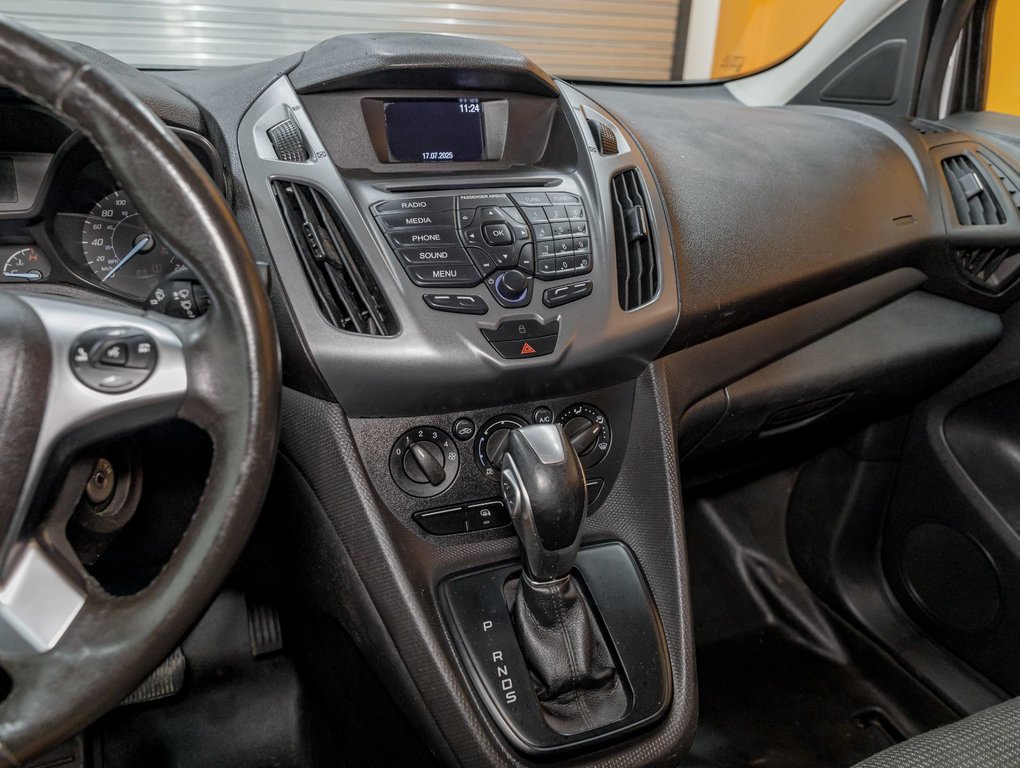 Ford Transit Connect  2017 à St-Jérôme, Québec - 20 - w1024h768px