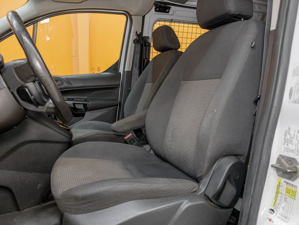 Ford Transit Connect  2017 à St-Jérôme, Québec - 10 - w1024h768px