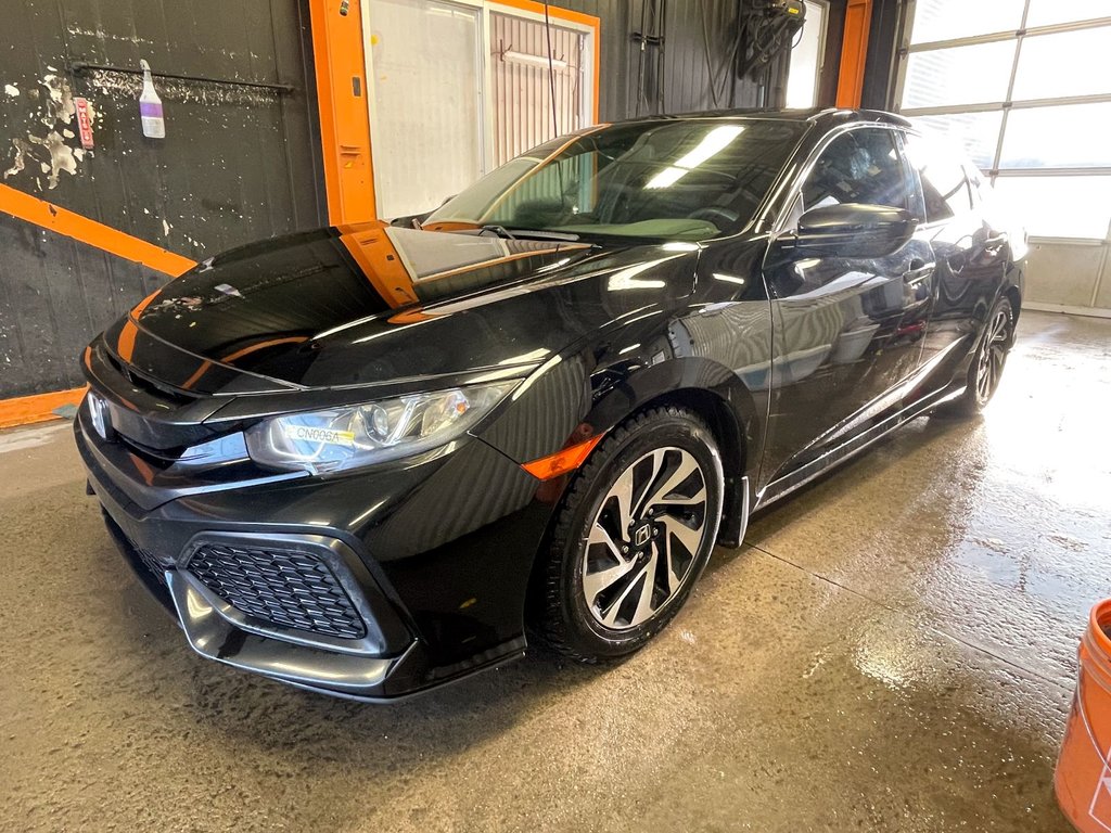 2018 Honda Civic in St-Jérôme, Quebec - 1 - w1024h768px