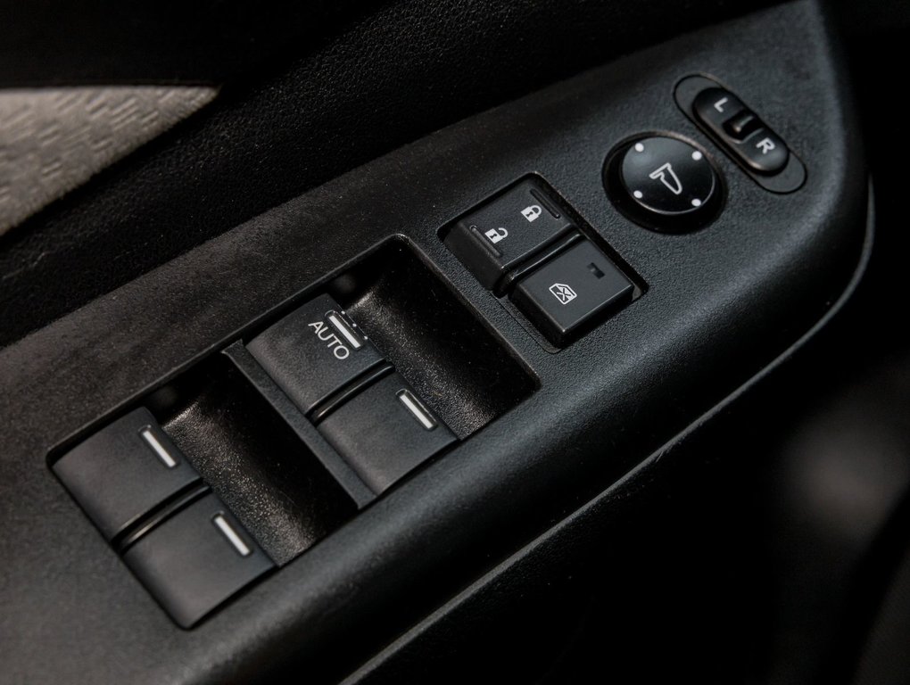Honda CR-V  2016 à St-Jérôme, Québec - 25 - w1024h768px