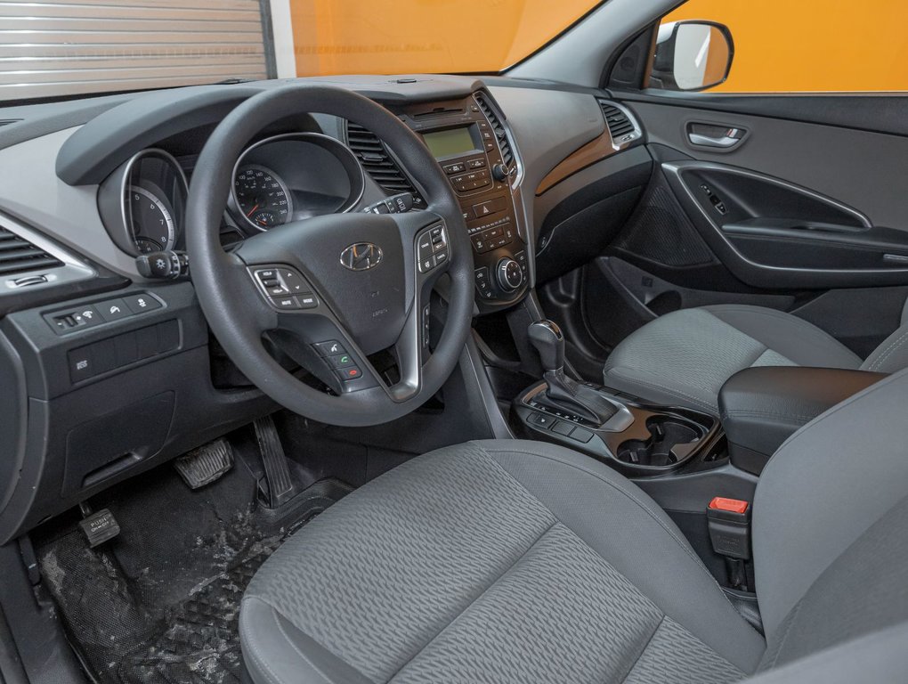 2014 Hyundai Santa Fe XL in St-Jérôme, Quebec - 2 - w1024h768px