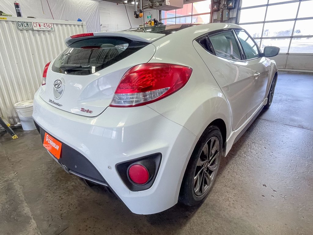 2015 Hyundai Veloster in St-Jérôme, Quebec - 10 - w1024h768px