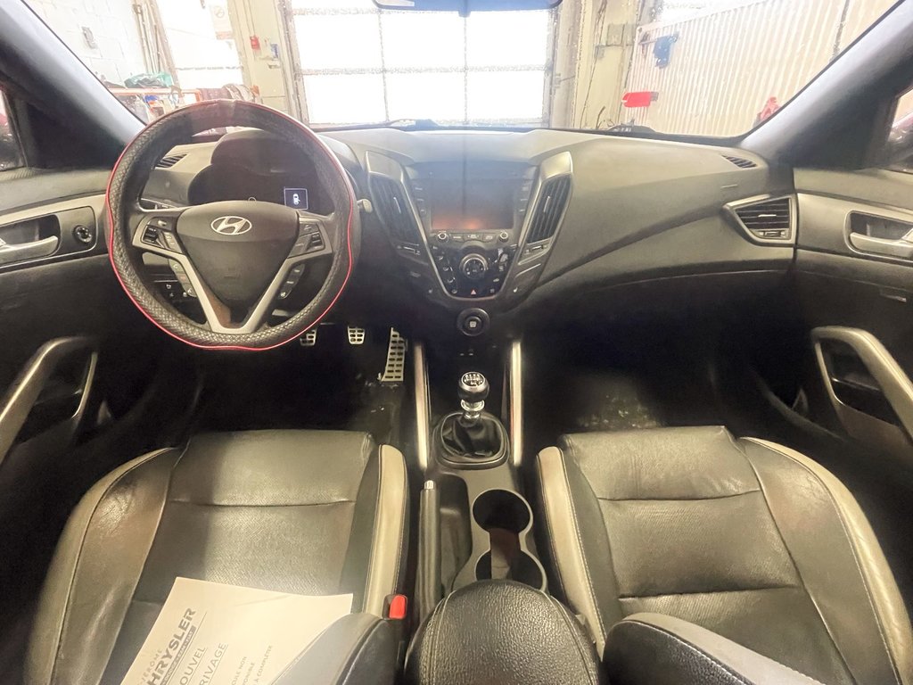 2016 Hyundai Veloster in St-Jérôme, Quebec - 10 - w1024h768px