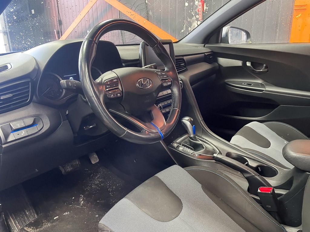 2019 Hyundai Veloster in St-Jérôme, Quebec - 3 - w1024h768px