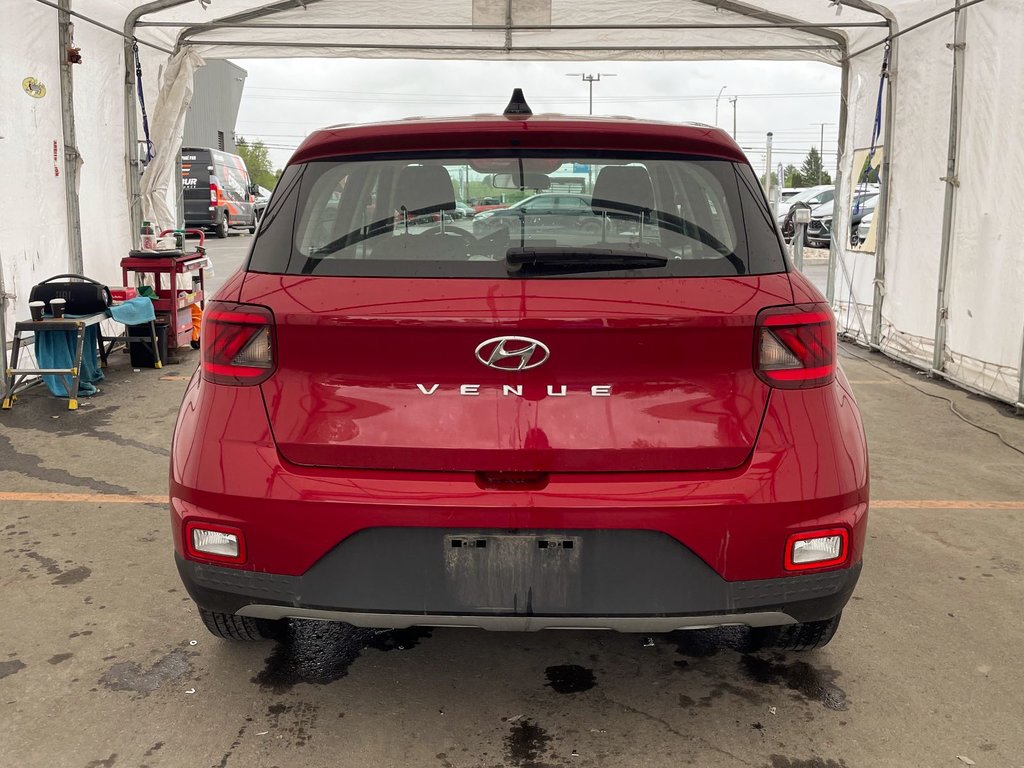Hyundai Venue  2022 à St-Jérôme, Québec - 6 - w1024h768px