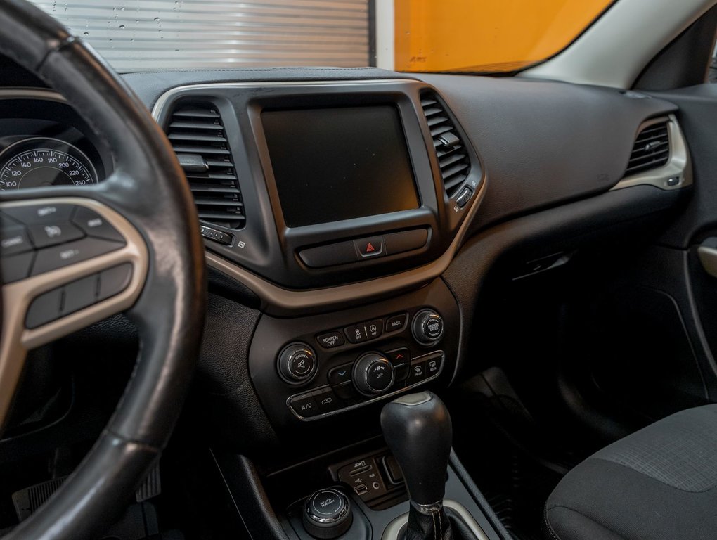 2017 Jeep Cherokee in St-Jérôme, Quebec - 21 - w1024h768px