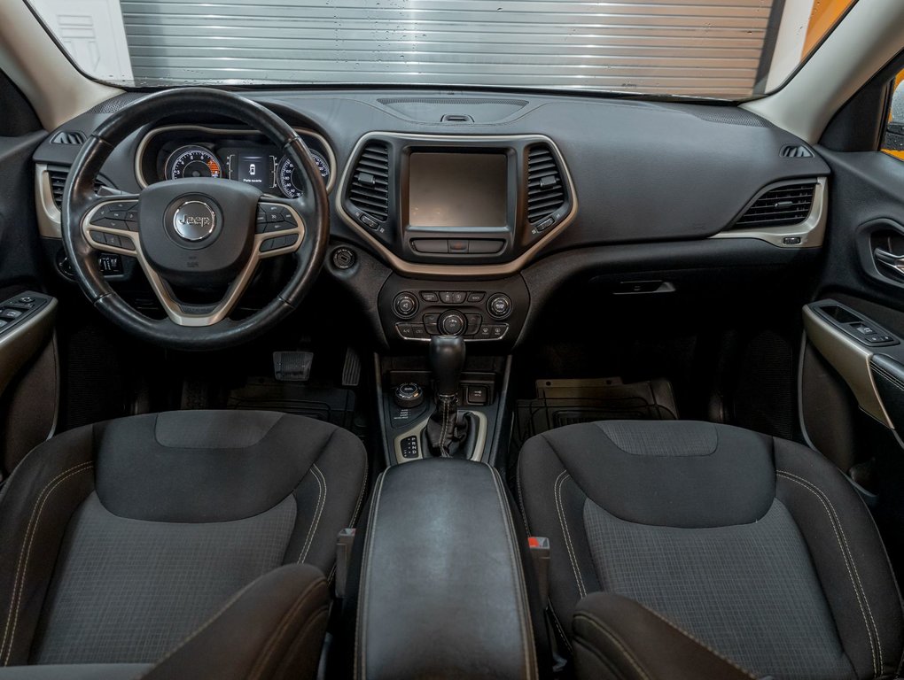 2017 Jeep Cherokee in St-Jérôme, Quebec - 11 - w1024h768px