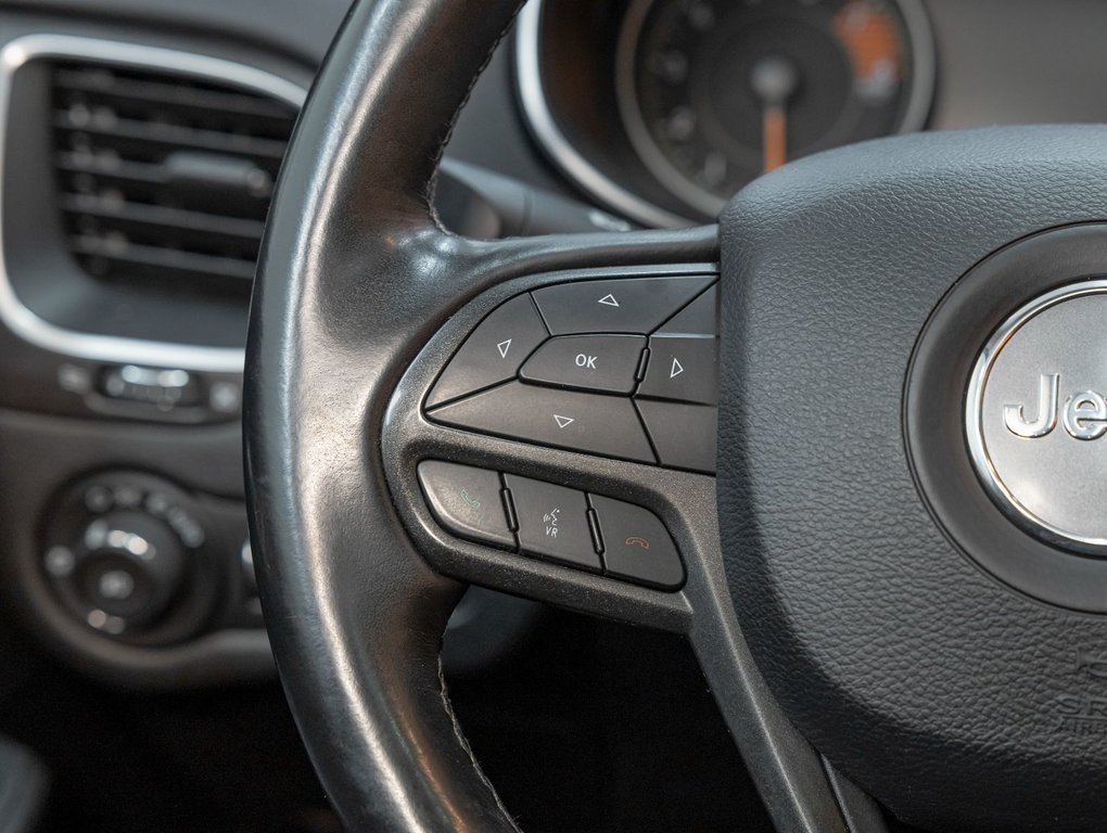 Jeep Cherokee  2019 à St-Jérôme, Québec - 15 - w1024h768px