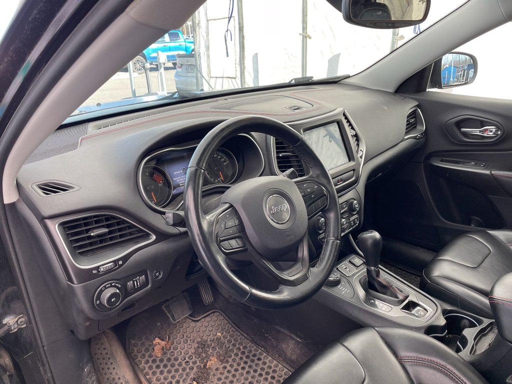 2019 Jeep Cherokee in St-Jérôme, Quebec - 4 - w1024h768px