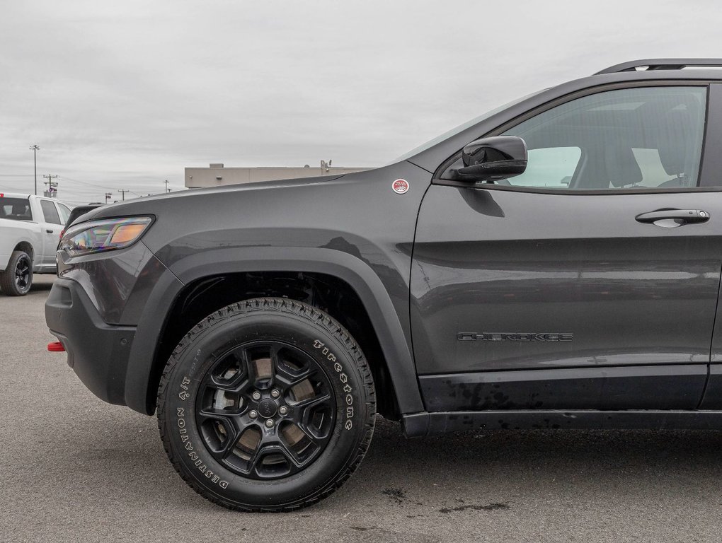 2023 Jeep Cherokee in St-Jérôme, Quebec - 38 - w1024h768px